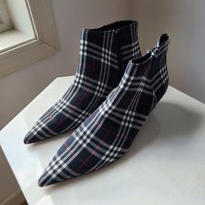ZARA Blue Plaid Booties - 38 / 8